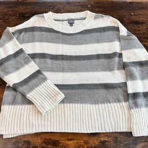 NWOT SOHO JEANS STRIPED SWEATER